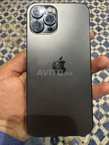 كل شيء أصلي، لا توجد به أي خدوش