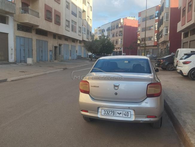 سيارة في حالة جيدة 