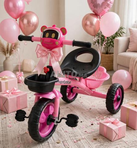 دراجة وردية MonBébé