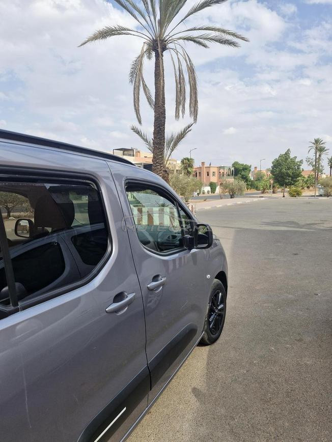 Citroën Berlingo Diesel Manuelle 2024 à Marrakech