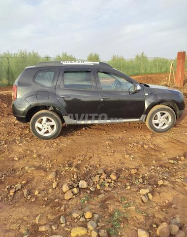 Dacia Duster modèle 2012 très bon état - 2