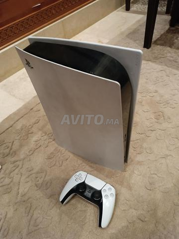 PS5 avec manette