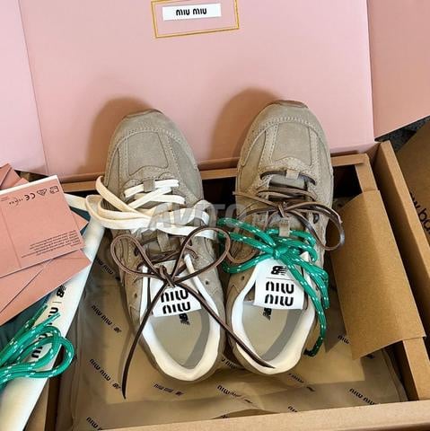Chaussures New Balance Miu Miu MM9870