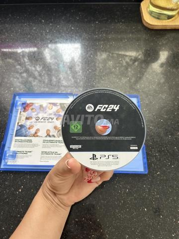 CD PS5 FC 24 quasi neuf - 2