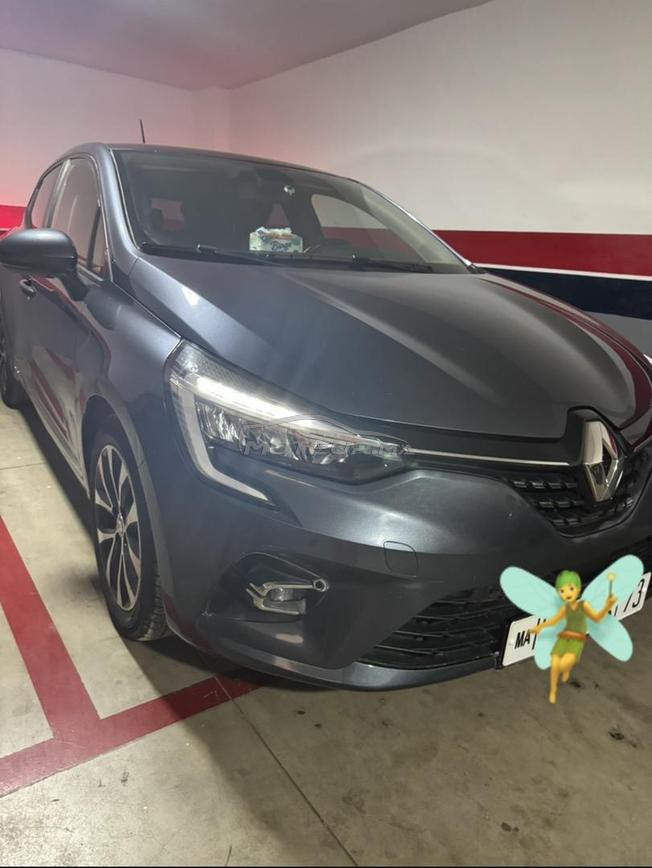 Clio5 toute options 2023 à Casablanca