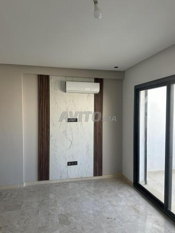 Appartement à louer 50 m² à Casablanca - 2