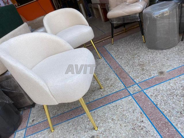 Chaise élégante à prix raisonnable - 2