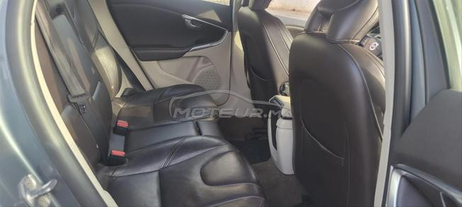 volvo v40 2015