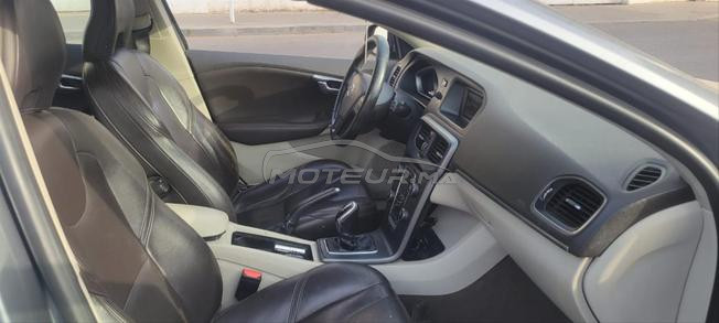 volvo v40 2015