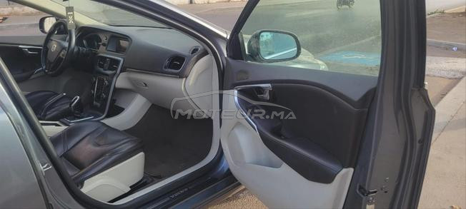 volvo v40 2015