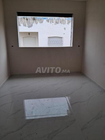 Appartement à vendre 650000 dh à Mdiq - 2