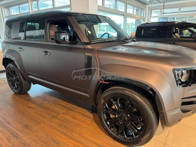 LAND ROVER DEFENDER - OCTA 2026 FULL OPTION