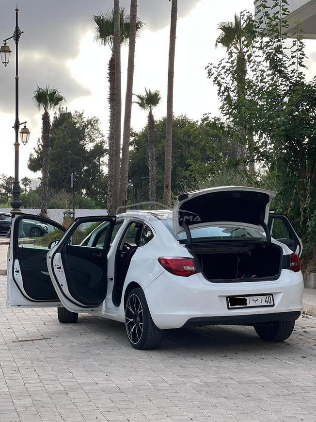OPEL ASTRA 1.7 CDTI 2013 – Très bon état