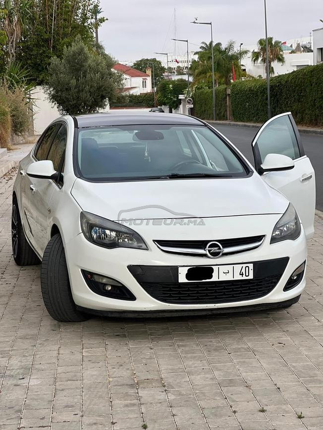 OPEL ASTRA 1.7 CDTI 2013 – Très bon état
