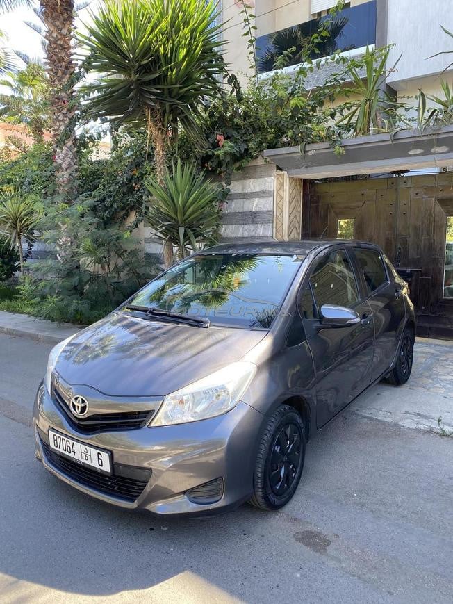 Toyota Yaris Essence Manuelle 2012 à Casablanca