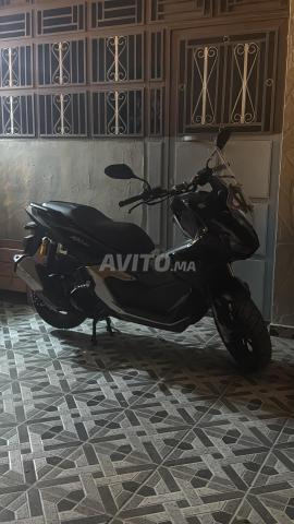 Honda ADV 160 - 2