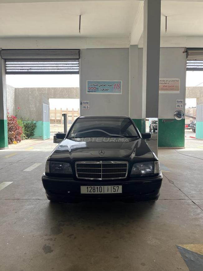 Mercedes 220 model 99 diwana 2009