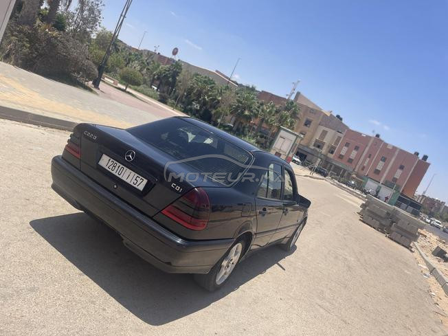 Mercedes 220 model 99 diwana 2009
