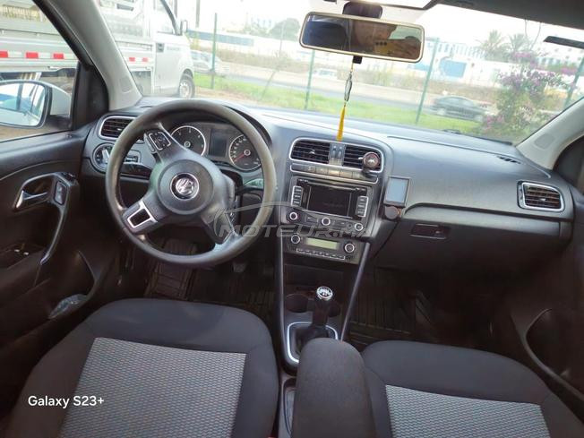 volswagen  polo