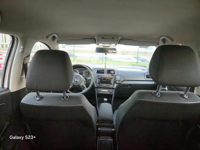 volswagen  polo