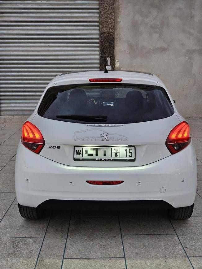 peugeot 208 tech