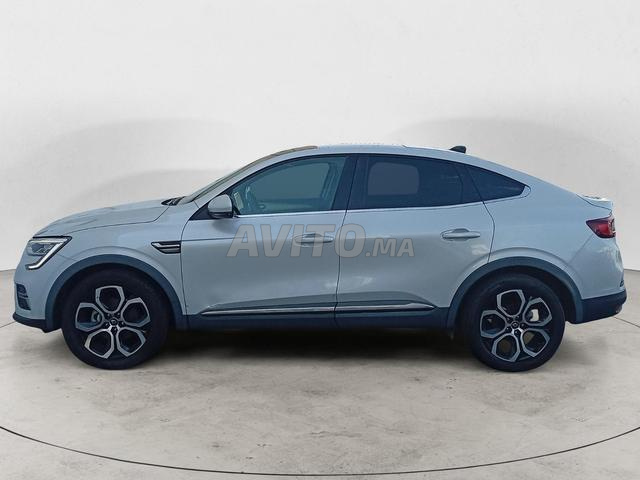 RENAULT. Arkana - 2