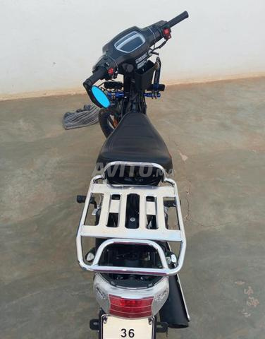 Moto - 2