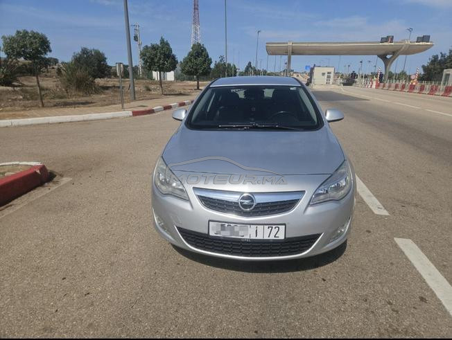 Opel Astra Diesel Manuelle 2012 à Casablanca