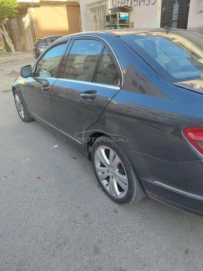 Mercedes-Benz 220 Diesel Automatique 2008 à Nador
