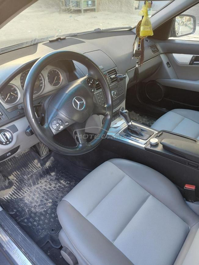 Mercedes-Benz 220 Diesel Automatique 2008 à Nador