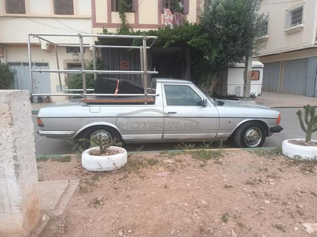 Mercedes-Benz 220 Diesel Manuelle 1985 à Khouribga
