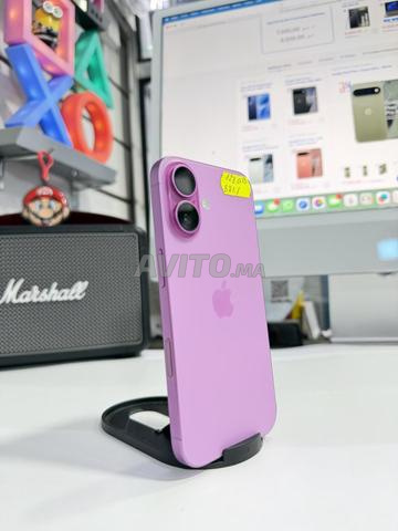 iPhone 16 Normal - 128GB - Rose - Occasion - 2