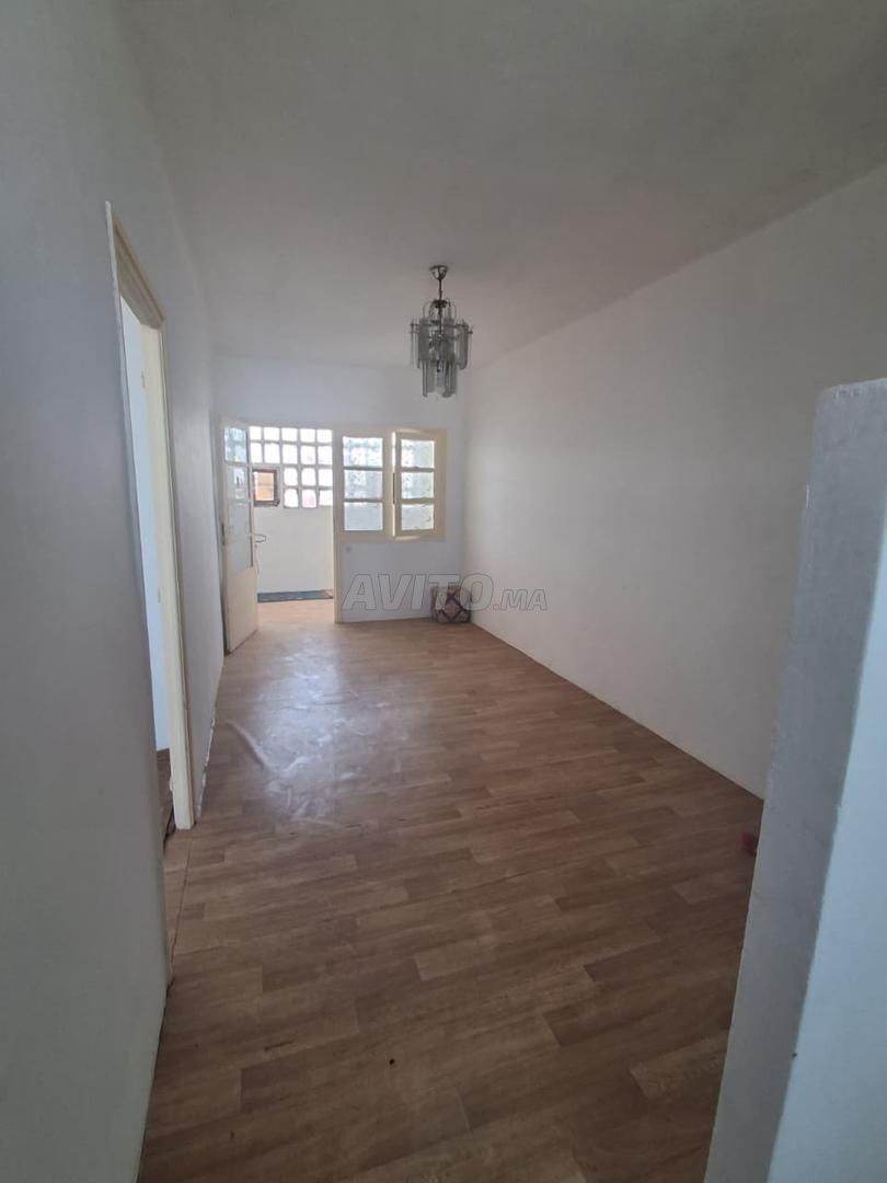 Appartement à vendre 40m² titré – Rue 6 Novembre, Sbata