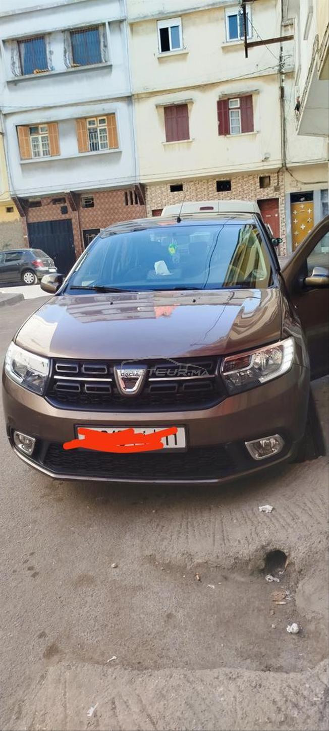 dacia Logan premier main 