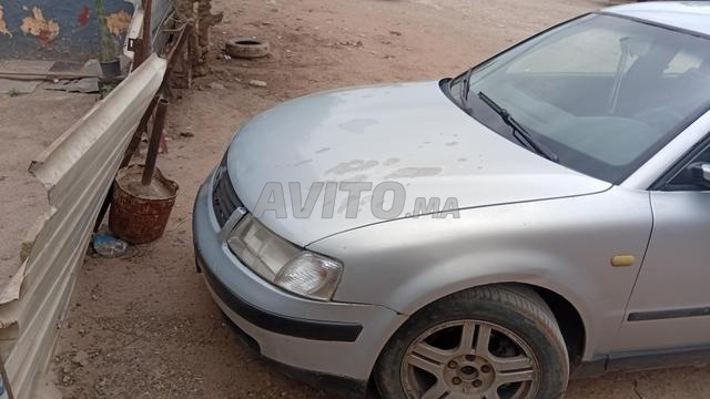 Volkswagen Passat Diesel Manuelle 2000 à Casablanca - 2
