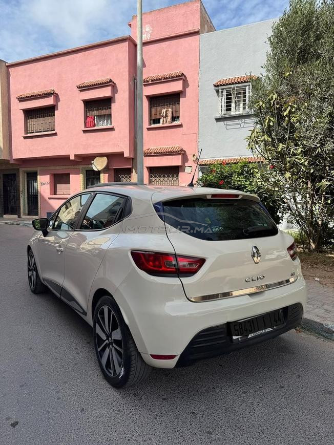 clio 4 très bon état 