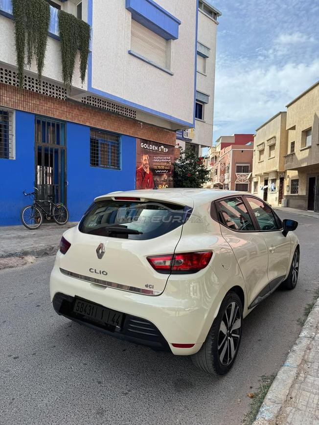 clio 4 très bon état 