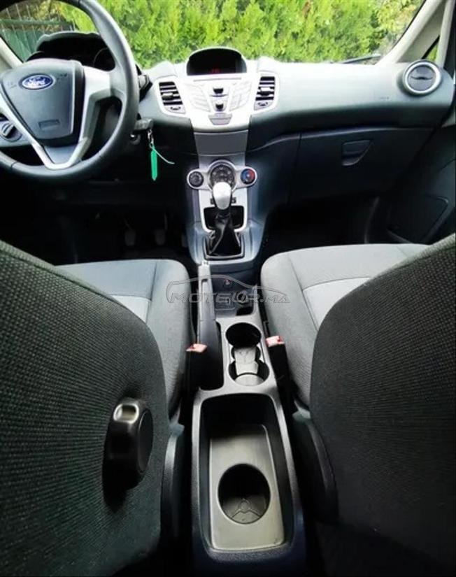 ford fiesta en bonne état 