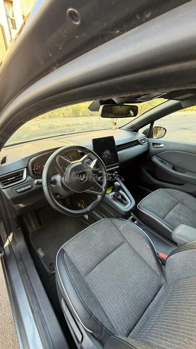Clio 5 boîte auto grand écran 