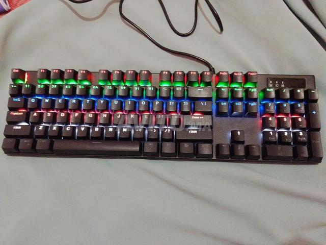Clavier Twolf bleu switch - 2