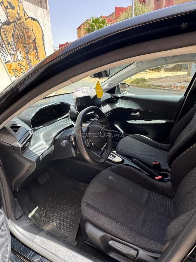 Peugeot 208 Hybride Automatique 2025 à Tifelt