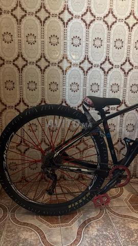 Vélo Cube cassé - 2