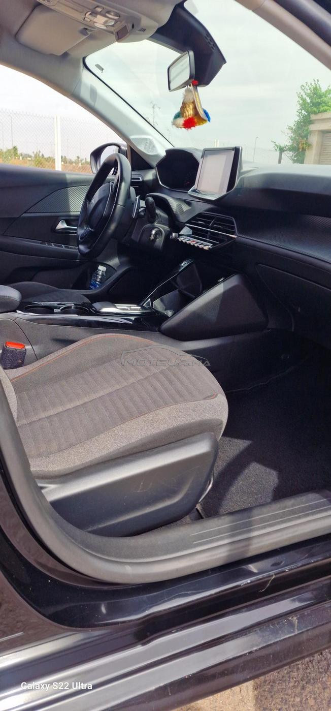 Peugeot 208 automatique 
