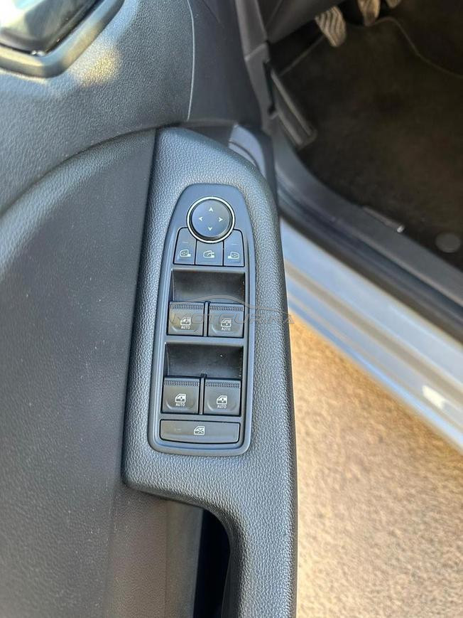 clio 5 model 2025 