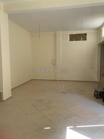 محل للكراء 64 متر بحي السلام - 2