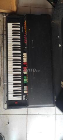 Piano Prestige 61 à vendre en bon état. Situé à Al Hoceima. Contactez-moi si vous êtes intéressé. - 2