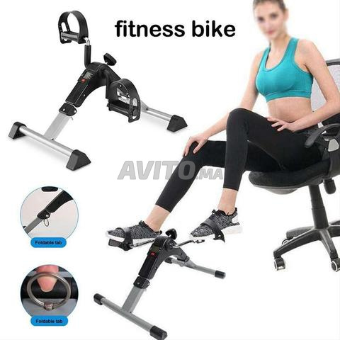 Vélo d'exercice pliable pour bras et jambes. - 2