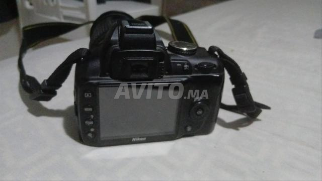 Caméra Nikon D3000, peu utilisée et en excellent état - 2