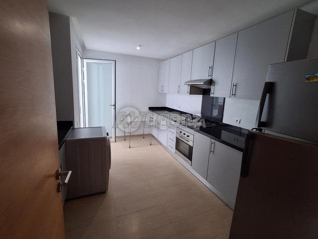CMN-HA-2236 - Appartement à vendre à Beauséjour - 2