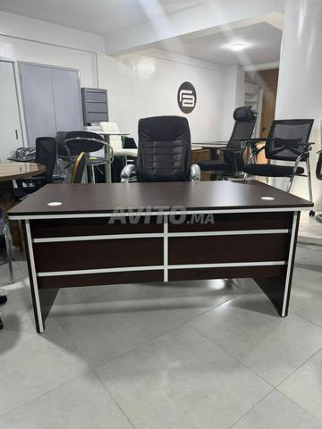 🏢 Bureaux modernes pour un espace professionnel - 2